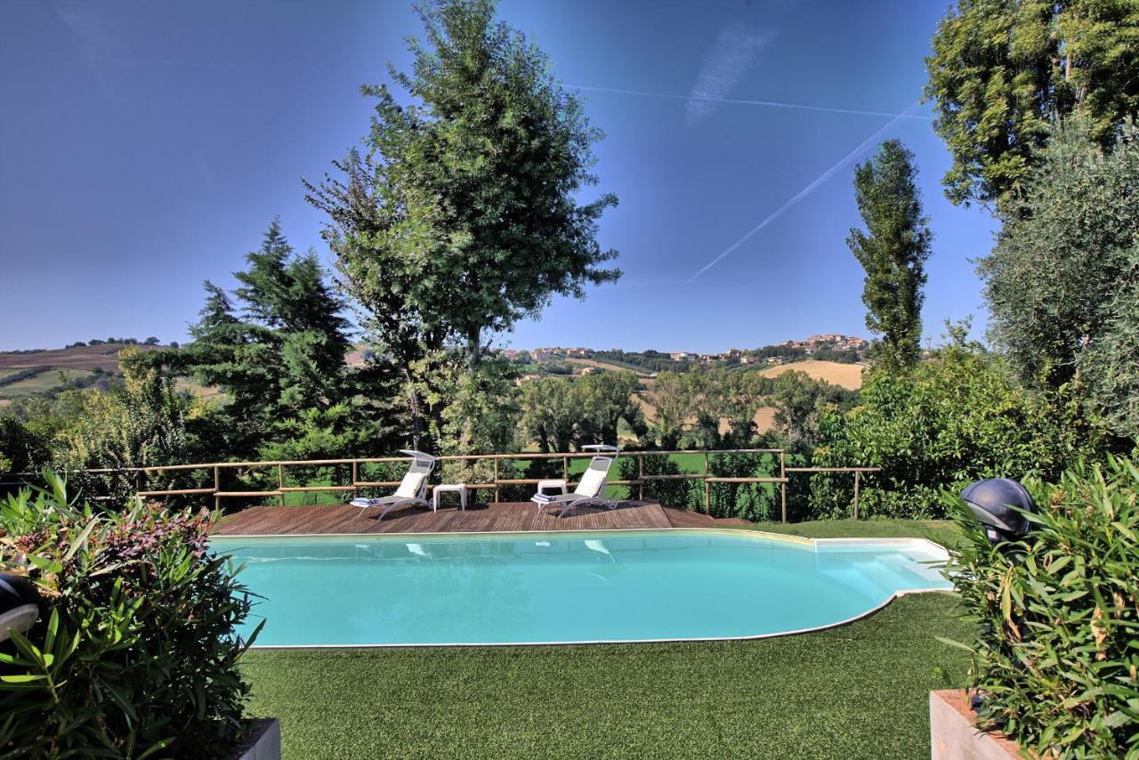 Grande Villa Storica Per Vacanze Con Giardino Privato E Piscina Ostra Exterior foto